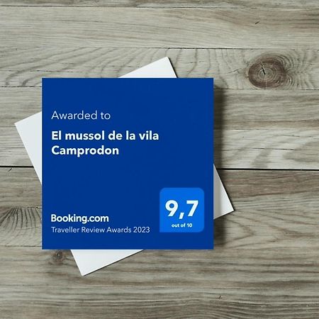 El Mussol De La Vila Camprodon, Balconets Amb Vistes A La Placa Eksteriør billede